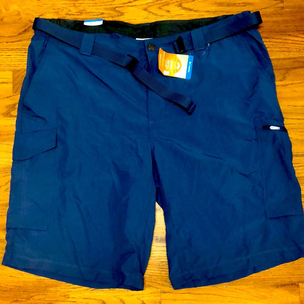 Men’s Columbia Shorts. NWT